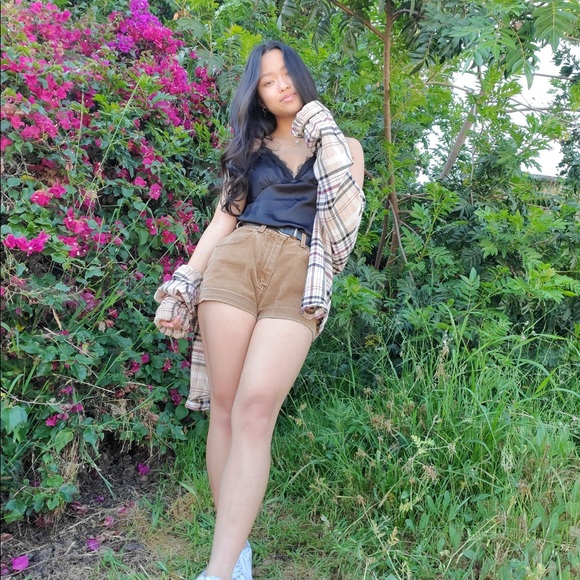 Meet your Posher, Shayla - Picture 2 of 4